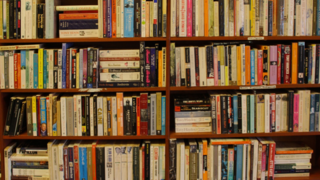 معرفی ۵ کتاب حال خوب کن که روح شما را شاد می کند