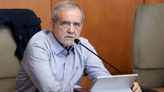 پزشکیان: اگر مصرف تولیدات داخلی بهینه نشود، خودروسازان اجازه ادامه تولید نخواهند داشت