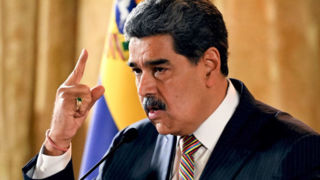 مادورو: صهیونیست‌های راست‌گرا می‌خواهند ونزوئلا را به شیاطین امپریالیست تحویل دهند