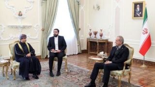 پزشکیان: اطمینان داریم روابط ایران و عمان با قدرت و آینده‌نگری تداوم خواهد یافت