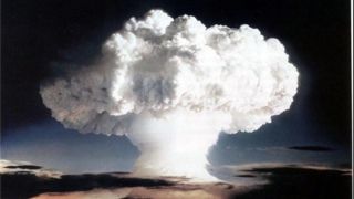 استانداردهای دوگانه هسته‌ای؛ از آزمایش بمب حرارتی آمریکا تا فشار بر برنامه صلح‌آمیز ایران