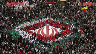 واكاوي يك وارونه‌نويسي تاريخي!