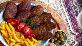 طرز تهیه کتلت با گوشت بوقلمون چرخ کرده طرز تهیه کتلت با گوشت بوقلمون چرخ کرده