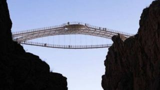 پل معلق "ورگه‌سران" نوآوری ایرانی در ارتفاع ۱۰۰ متری