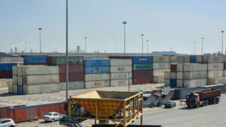 تجارت خارجی ایران به ۷۶.۵ میلیارد دلار رسید تجارت خارجی ایران به ۷۶.۵ میلیارد دلار رسید