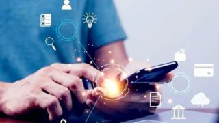 هویت در گرو سنت هویت در گرو سنت