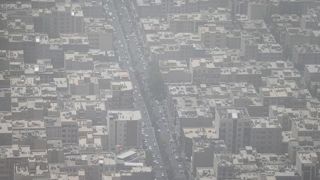 تداوم وضعیت «قرمز» هوای تهران تداوم وضعیت «قرمز» هوای تهران