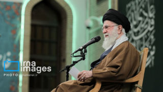 رهبر انقلاب: جمهوری اسلامی منطق غلط غرب درباره زن را باطل کرد
