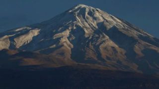 دماوند بالاخره سفیدپوش شد
