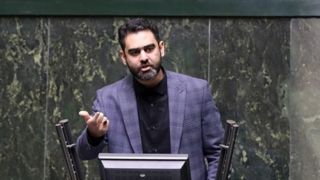 ثابتی: افزایش نرخ ارز تا ۱۲۶ هزار تومان نیازمند پاسخگویی وزیر اقتصاد است ثابتی: افزایش نرخ ارز تا ۱۲۶ هزار تومان نیازمند پاسخگویی وزیر اقتصاد است