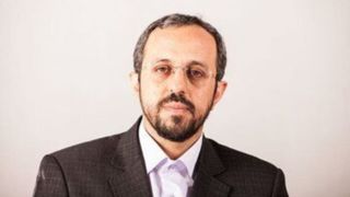 دستیار رئیس مجلس خطاب به رسایی: عادت به تحریف دارید دستیار رئیس مجلس خطاب به رسایی: عادت به تحریف دارید