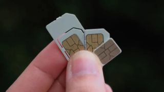 رئیس دفتر رئیسجمهور: اینترنت سفید برای همه حتی اعضای دولت لغو میشود رئیس دفتر رئیسجمهور: اینترنت سفید برای همه حتی اعضای دولت لغو میشود