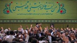 مراسم جشن میلاد حضرت زهرا (س) با حضور رهبر انقلاب مراسم جشن میلاد حضرت زهرا (س) با حضور رهبر انقلاب