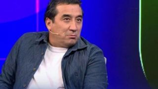 کنایه‌های سنگین آقای مجری به خداداد عزیزی