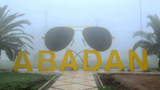 آبادان در مه صبحگاهی