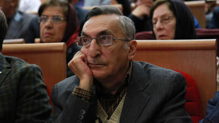 مشکل خاکسپاری کامران فانی حل شد