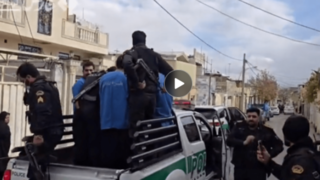 بازسازی صحنه سرقت طلای پیرزن بروجردی