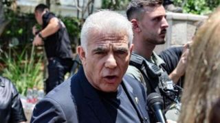 لاپید: نتانیاهو به «لکه ننگ» اسرائیل در جهان تبدیل شده است لاپید: نتانیاهو به «لکه ننگ» اسرائیل در جهان تبدیل شده است