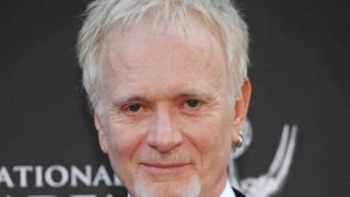 آنتونی گری بازیگر برنده ۸ جایزه امی از دنیا رفت