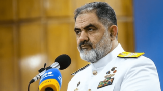 دریادار ایرانی: دشمن باید هر لحظه منتظر غافلگیری جدید باشد