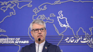 بقایی: موشک برای دفاع از کیان کشور است و قابل مذاکره نیست