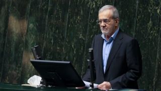 سوال از پزشکیان در مجلس کلید خورد