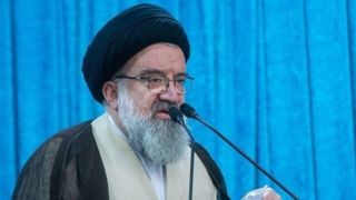 امام جمعه موقت تهران: مسئولان باید به مردم توجه ویژه داشته باشند