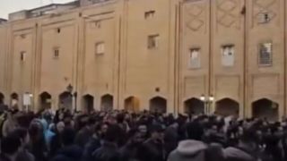 اعتراضات پراکنده صنفی برخی از کسبه در خیابانهای احمدآباد، مدرس و بازار رضای مشهد اعتراضات پراکنده صنفی برخی از کسبه در خیابانهای احمدآباد، مدرس و بازار رضای مشهد