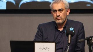 وزیر اقتصاد: مدیرانی که از عرضه ارز در بازار تخطی کنند ظرف یک روز عزل میشوند وزیر اقتصاد: مدیرانی که از عرضه ارز در بازار تخطی کنند ظرف یک روز عزل میشوند