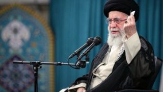 جمهوری اسلامی ایران مقابل تخریبگران کوتاه نخواهد آمد