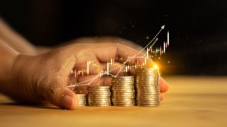 سرمایه گذاری سنتی در عصر دیجیتال؛ تحلیل تکنیکال انس جهانی و همبستگی با طلای ۱۸ عیار