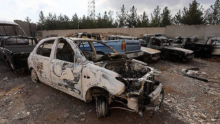 تخریب اموال عمومی توسط اغتشاشگران در مبارکه اصفهان تخریب اموال عمومی توسط اغتشاشگران در مبارکه اصفهان