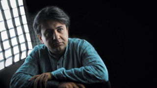 شاعر «من عاشق چشمت شدم» و «وطنم» کیست؟ شاعر «من عاشق چشمت شدم» و «وطنم» کیست؟