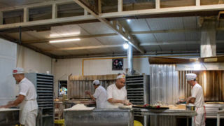 کمبود نان نداریم/ در صورت نیاز سهمیه آرد استانها افزایش مییابد کمبود نان نداریم/ در صورت نیاز سهمیه آرد استانها افزایش مییابد