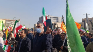 تهرانی‌ها قرآن به دست به میدان آمدند