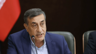 قائمپناه: کودکی بیوطن و نابالغ درخواست بمباران ایران از اجنبی میکند قائمپناه: کودکی بیوطن و نابالغ درخواست بمباران ایران از اجنبی میکند