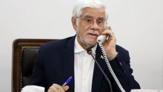 گفت‌وگوی معاون اول رئیس‌جمهور با پدر دختر ۳ ساله‌ای که توسط اغتشاشگران شهید شد/ عارف: ملینا شهیده همه مردم ایران است