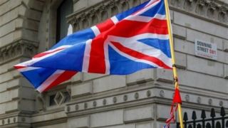 تجمع اعتراضی دانشجویان مقابل سفارت انگلیس در تهران