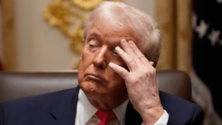 چین: آمریکا معتاد به جنگ است