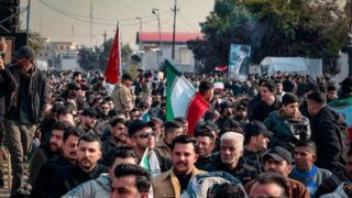 تجدید بیعت عراقیها با رهبر انقلاب ایران تجدید بیعت عراقیها با رهبر انقلاب ایران