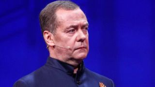 پیش‌بینی‌هایی که مدودف معتقد است در حال تحقق هستند