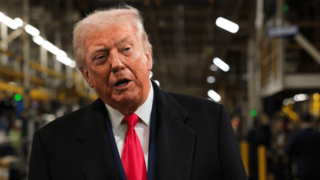 ترامپ: ماکرون به‌زودی کنار می‌رود!