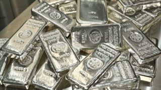 نقره به بالای ۱۰۰ دلار صعود کرد