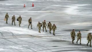 استقرار و آمادهباش سربازان دانمارکی در گرینلند استقرار و آمادهباش سربازان دانمارکی در گرینلند