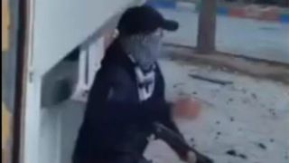 تصاویری که شاید از حمله اغتشاشگران به حافظان ندیده باشید