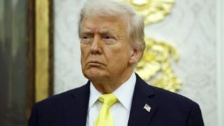 ترامپ: چین در حال تصاحب کانادا است