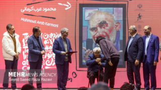 دوسالانه کاریکاتور در گام پایانی؛ این هنر نماد «ما می‌توانیم» است