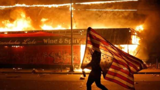 نوک کوهِ یخ رسوایی !