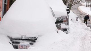 طوفان و یخبندان منجر به کشته شدن ۳۰ آمریکایی شد طوفان و یخبندان منجر به کشته شدن ۳۰ آمریکایی شد