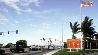 ۲ شهروند روس در پایگاه نظامی آمریکایی بازداشت شدند